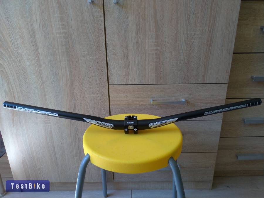 Vadonatúj 780mm hosszú alumínium kormány 45mm stucnival