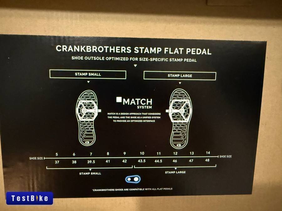 Vadonatúj CrankBrothers Stamp Speedlace Cipő