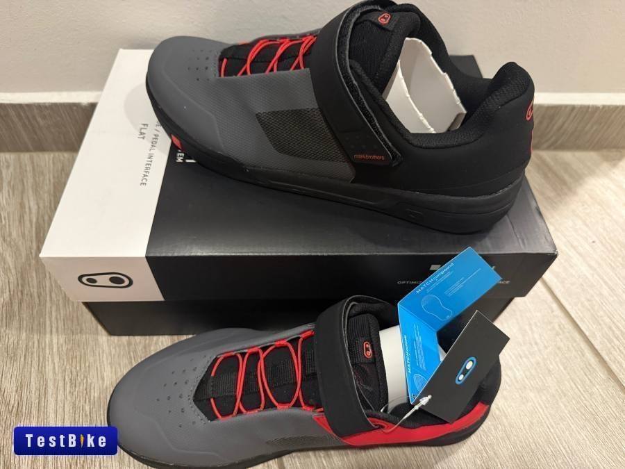 Vadonatúj CrankBrothers Stamp Speedlace Cipő