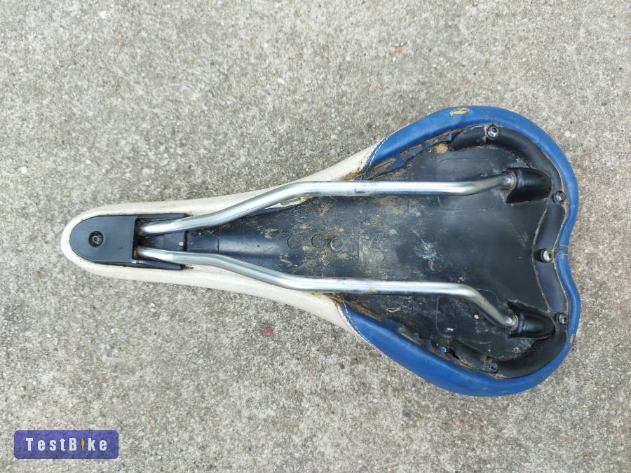 Velo kerékpárnyereg