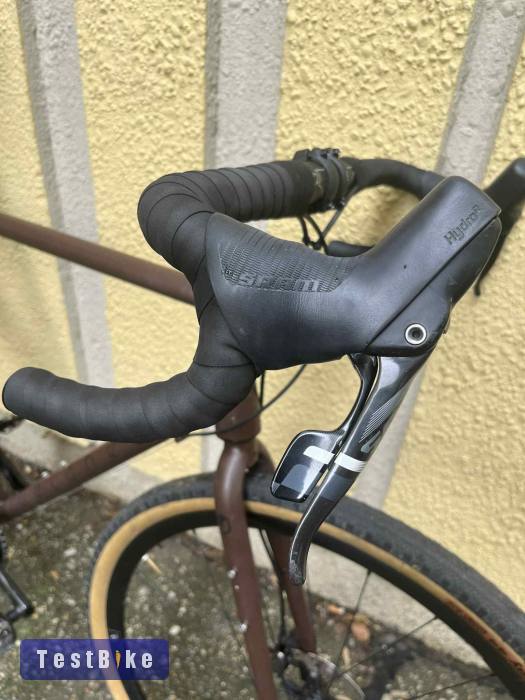 Veloheld acélvázas gravel kerékpár