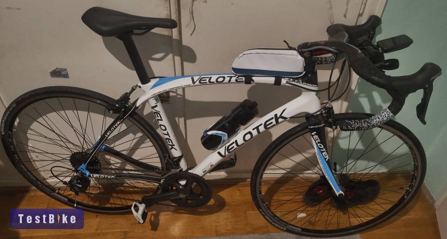 Velotek TCF 2017 Carbon Országúti kerékpár