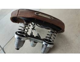 Veterán rugós kerékpár bőr nyereg