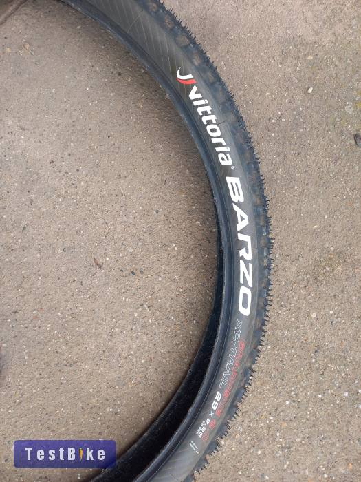 Vittoria Barzo Mezcal 29" 2.25  gumi eladó