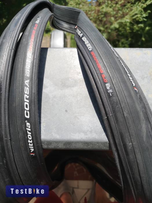 Vittoria Corsa Speed Graphene 700x23 TLR + 2db belső