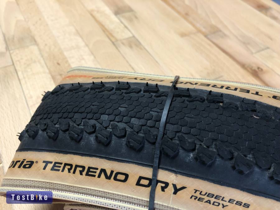 Vittoria Terrano Dry Graphene 2.0 TLR 38C 622-40