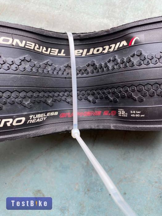 Vittoria Terreno zero 700x32, új