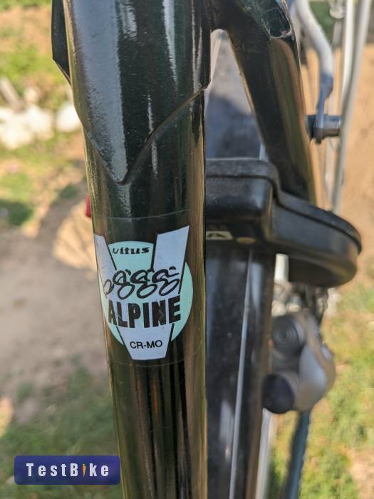 Vitus Alpine Exclusive Cr-Mo acélvázas női kerékpár 28