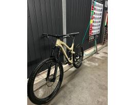 Vitus Escrape 2018 L