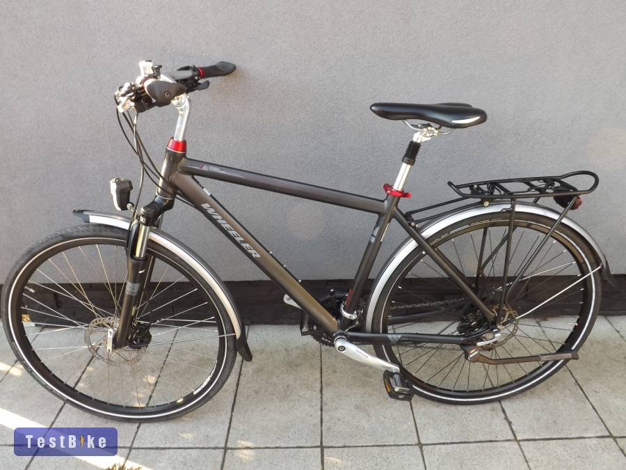 Wheeler 28-as trekking, tárcsafék, deore szett.