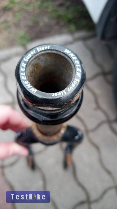 Wheeler Tange villa kormánycsapággyal