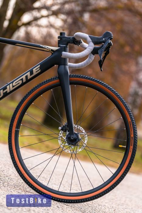 Whistle Kiowa (S/M) karbon gravel kerékpár