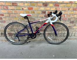 Wiggins junior országúti kerékpár 33 cm 127-145 cm 24”-es ke