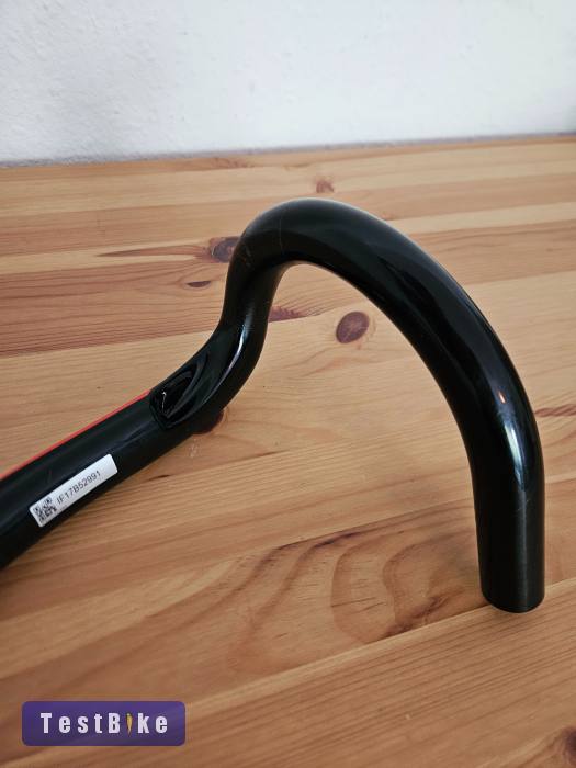 Wilier Barra karbon kormány