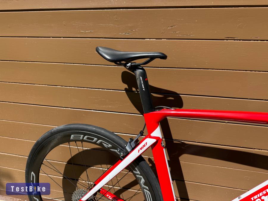 Wilier Cento 10 PRO, szerelmesleszel piros színben, 7.5 kg!