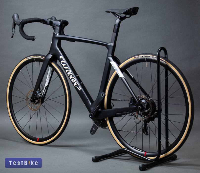 Wilier Cento10 Hybrid (M) karbon e-országúti kerékpár