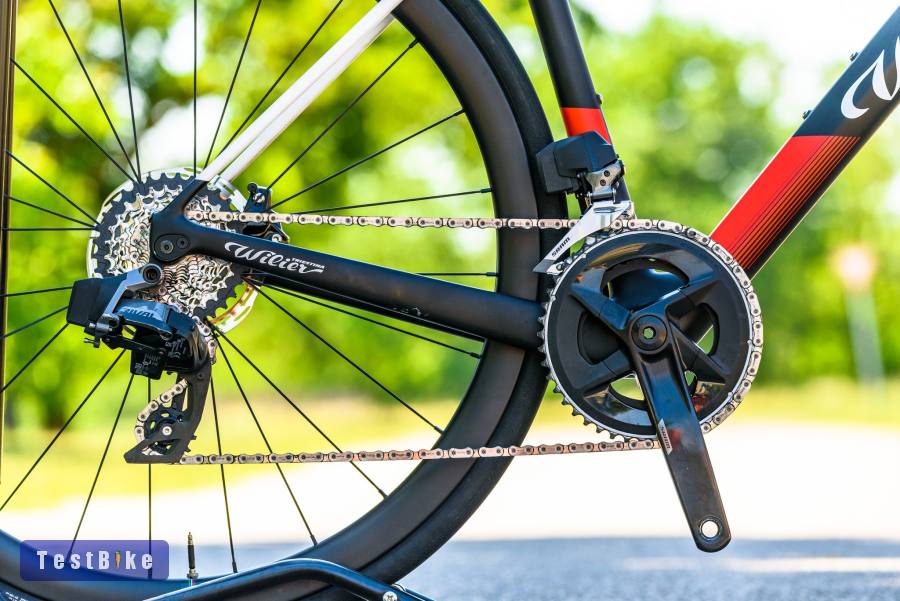 Wilier Garda SRAM Rival AXS (M) full karbon országúti 