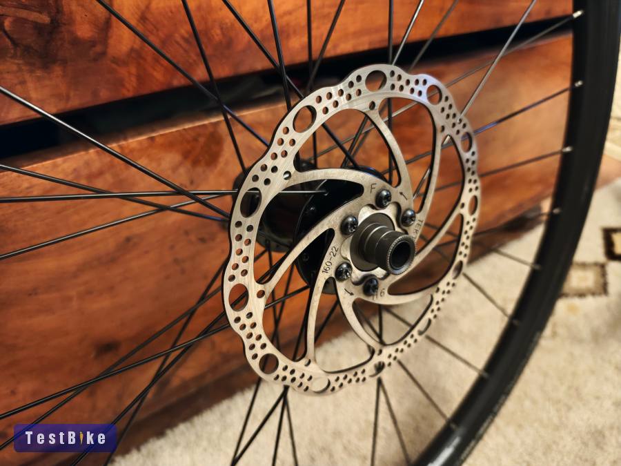 WTB CX/Outi Átütős kerékszett gumikkal, féktárcsával 700C