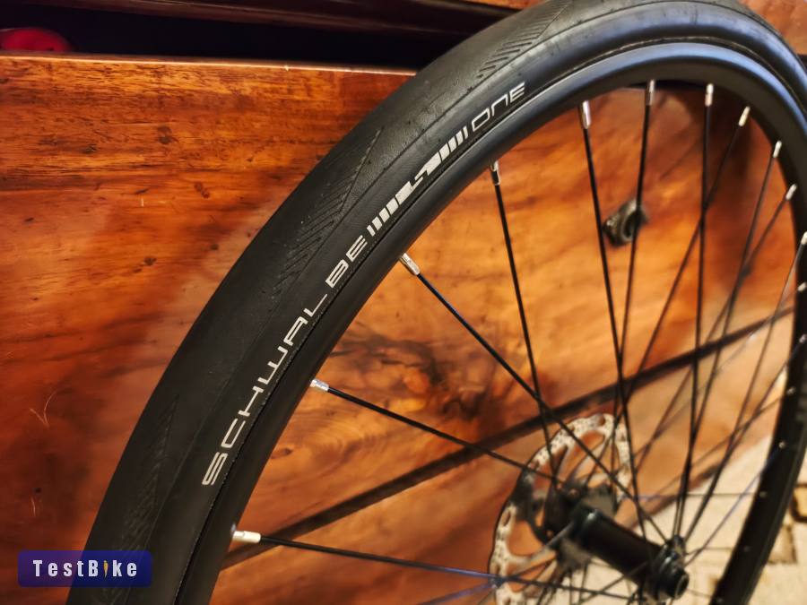 WTB CX/Outi Átütős kerékszett gumikkal, féktárcsával 700C
