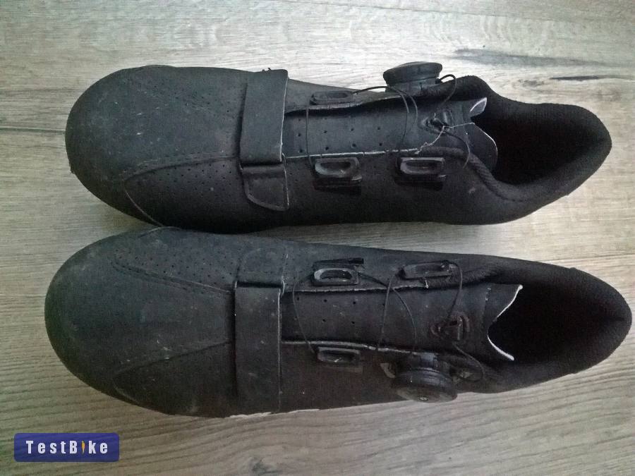 XLC országúti kerékpáros cipő