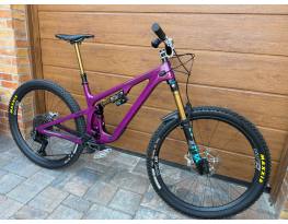Yeti sb 140
