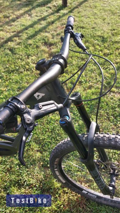 YT Capra 2021 elektromos váltóval