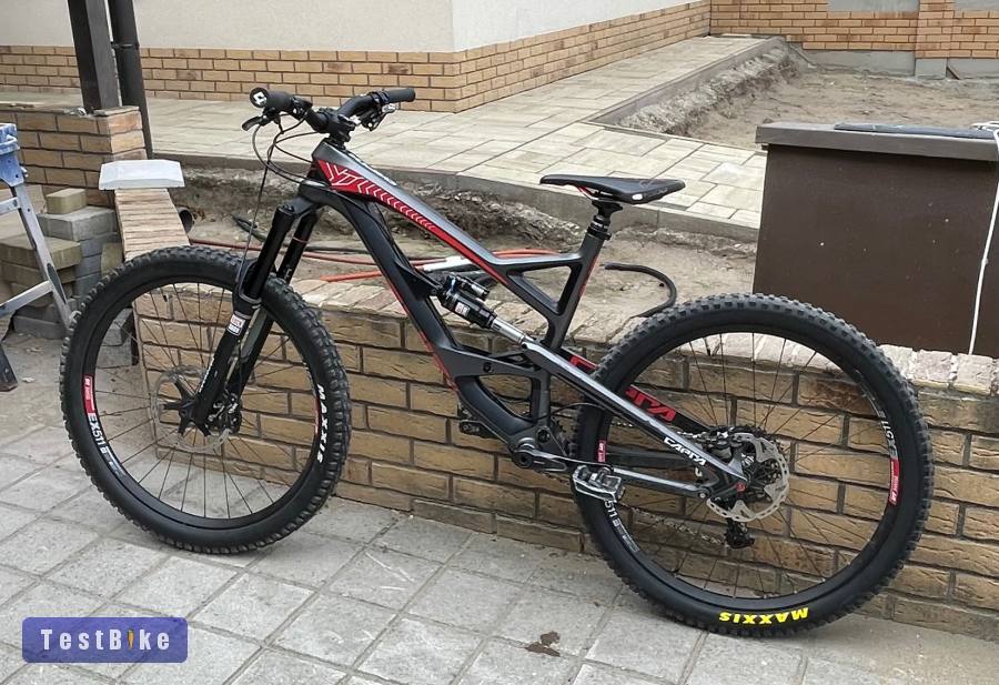 YT Capra carbon 2014