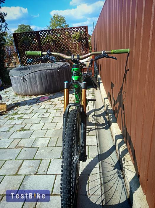 YT Capra CF Pro 2017
