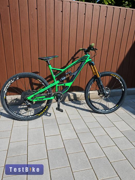 YT Capra CF Pro 2017