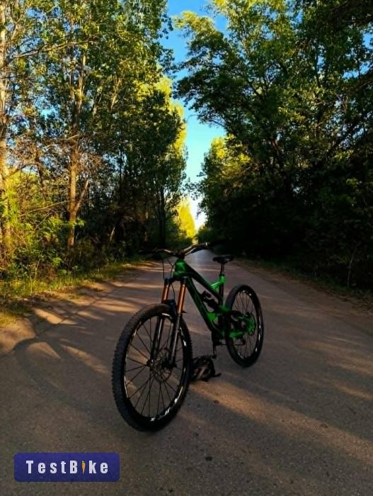YT Capra CF Pro 2017 Fox kashimával