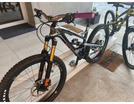 YT Capra cf Pro Race carbon M