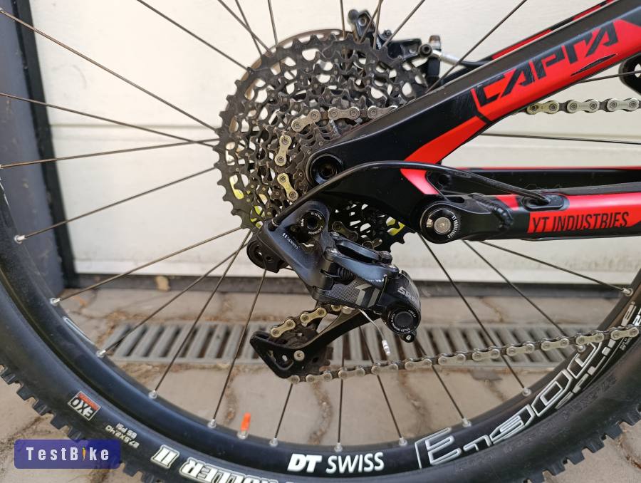 YT Capra Comp AL L-es 27,5"