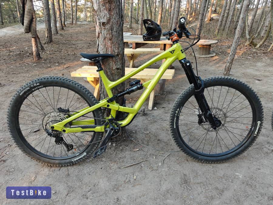 YT Capra Core 1