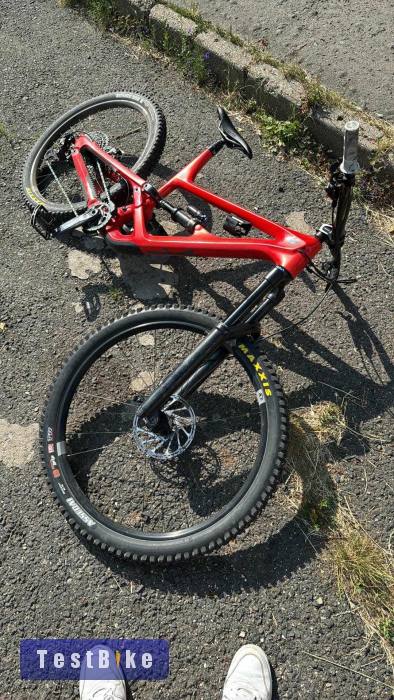 YT Capra Core MX