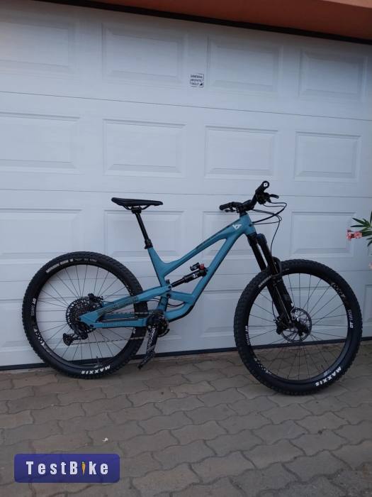 YT Capra Pro AL