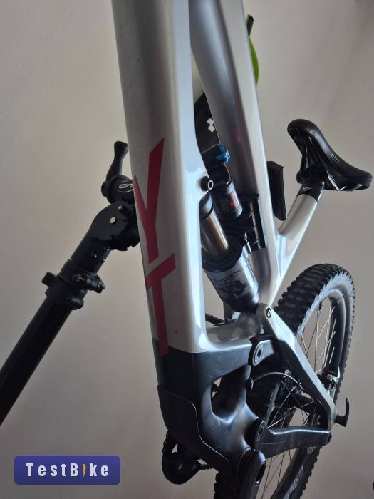 YT Capra Pro Race Carbon 2021 L