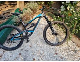 YT capra XL 