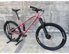 YT Izzo - a Trailbomb 