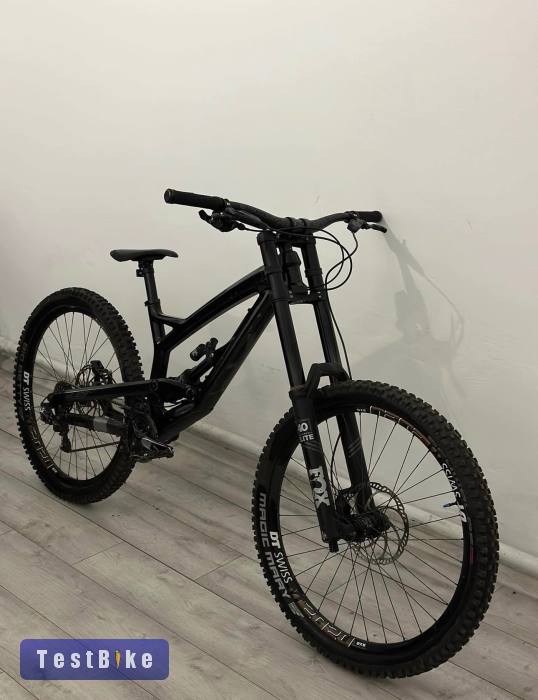 YT Tues CF Pro (L) 2017