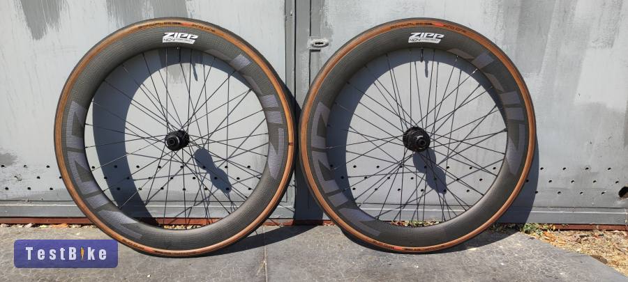 ZIPP 404 Firecrest Karbon Országuti Shimano kerékszett      