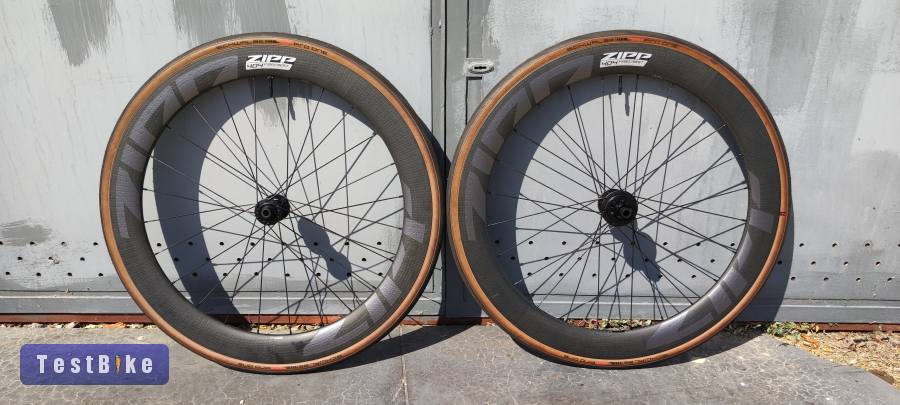 ZIPP 404 Firecrest Karbon Országuti Shimano kerékszett      