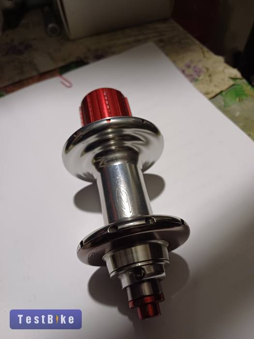 ZIPP 404 hátsó agy 11s(Shimano)