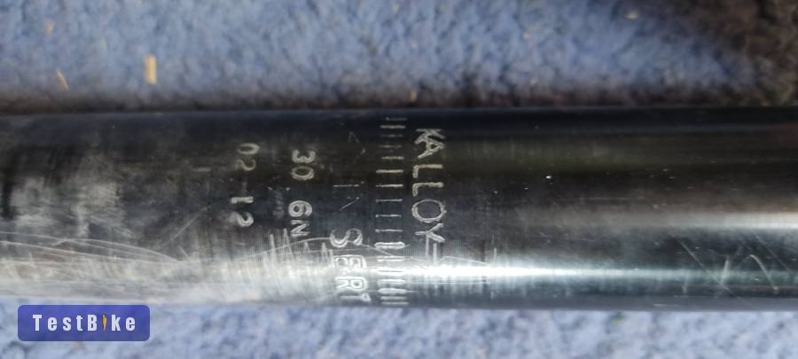 Zyzx - Kalloy rugós nyeregcső 