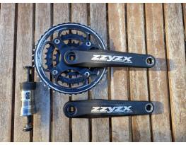 ZZYZX négyszögtengelyes hajtómű és középcsapágy