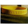 Livestrong karkötő 2009 egyéb ruházat, milcsike képe
